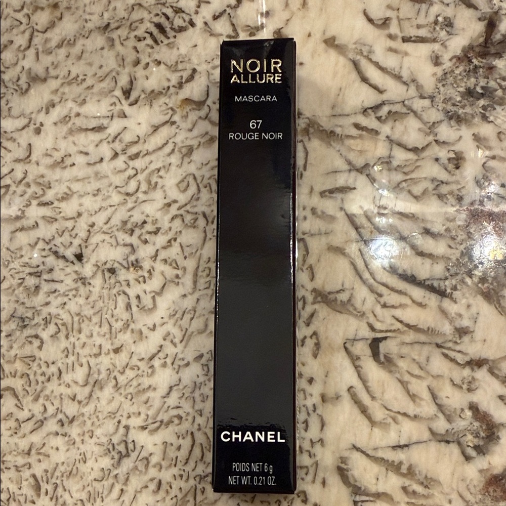 CHANEL Noir Allure Mascara - Rouge Noir